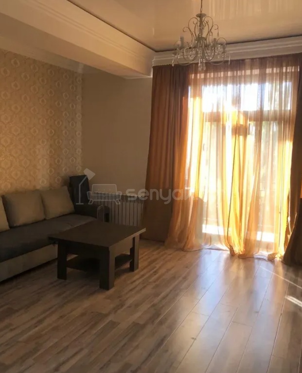 2 Սենյականոց Բնակարան Քարե Շենքում, 70քմ, 4/5 հարկ, Կապիտալ Վերանորոգված, Կահավորված