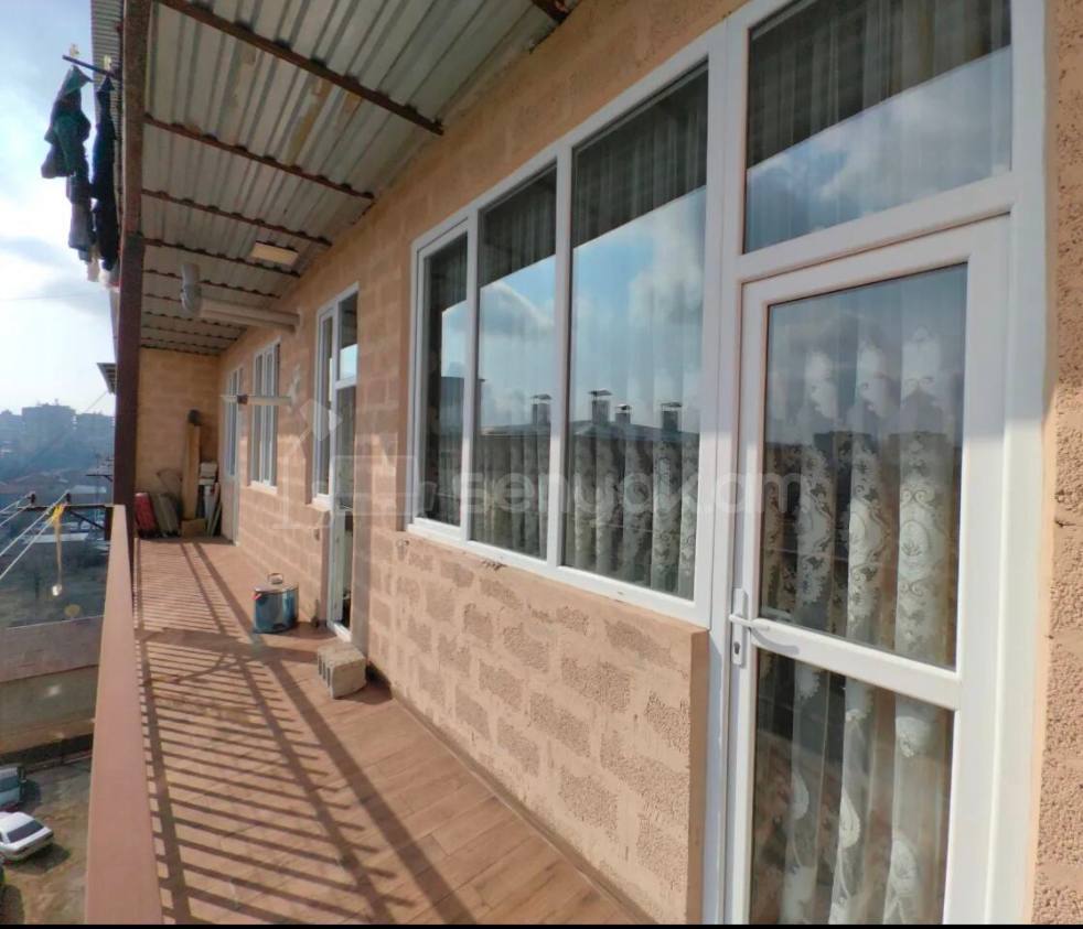 3 Սենյականոց Բնակարան, 85քմ, 8/9 հարկ, Կապիտալ Վերանորոգված