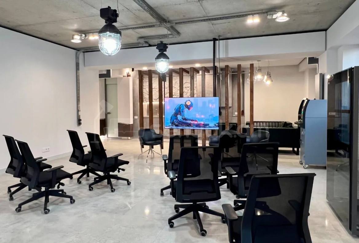 Օֆիսային Տարածք, 100քմ, Կապիտալ Վերանորոգված