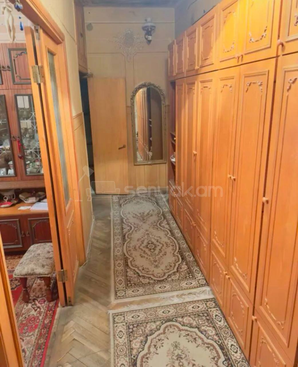 2 Սենյականոց Բնակարան Քարե Շենքում, 68քմ, 2/5 հարկ, Նորմալ Վիճակում