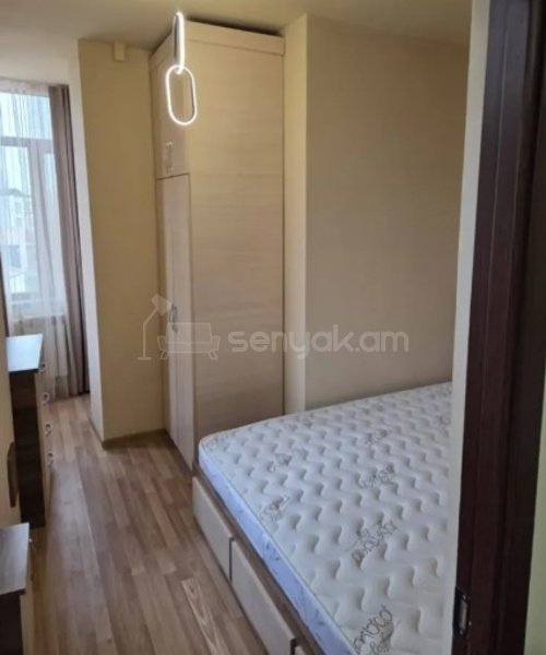 2 Սենյականոց Բնակարան, 52քմ, 3/7 հարկ, Կապիտալ Վերանորոգված, Կահավորված, Արևկող