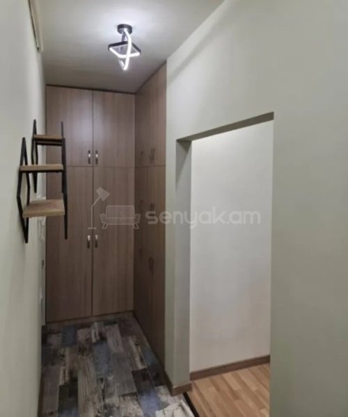 2 Սենյականոց Բնակարան, 52քմ, 3/7 հարկ, Կապիտալ Վերանորոգված, Կահավորված, Արևկող