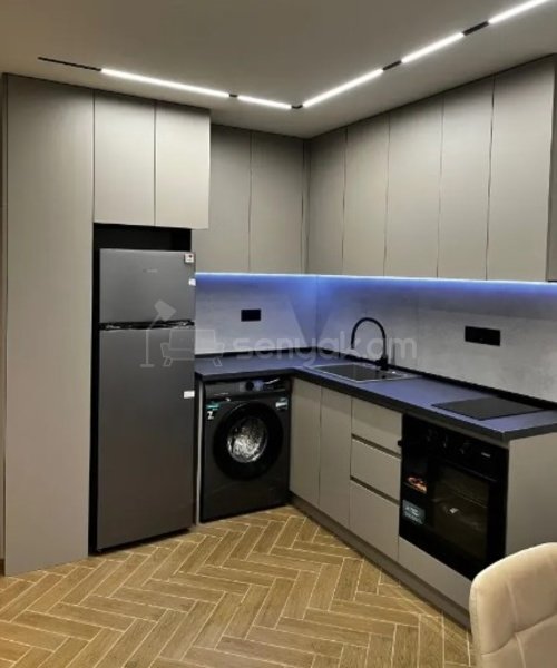 2 Սենյականոց Բնակարան Քարե Շենքում, 30քմ, 3/5 հարկ, Կապիտալ Վերանորոգված, Կահավորված, Արևկող