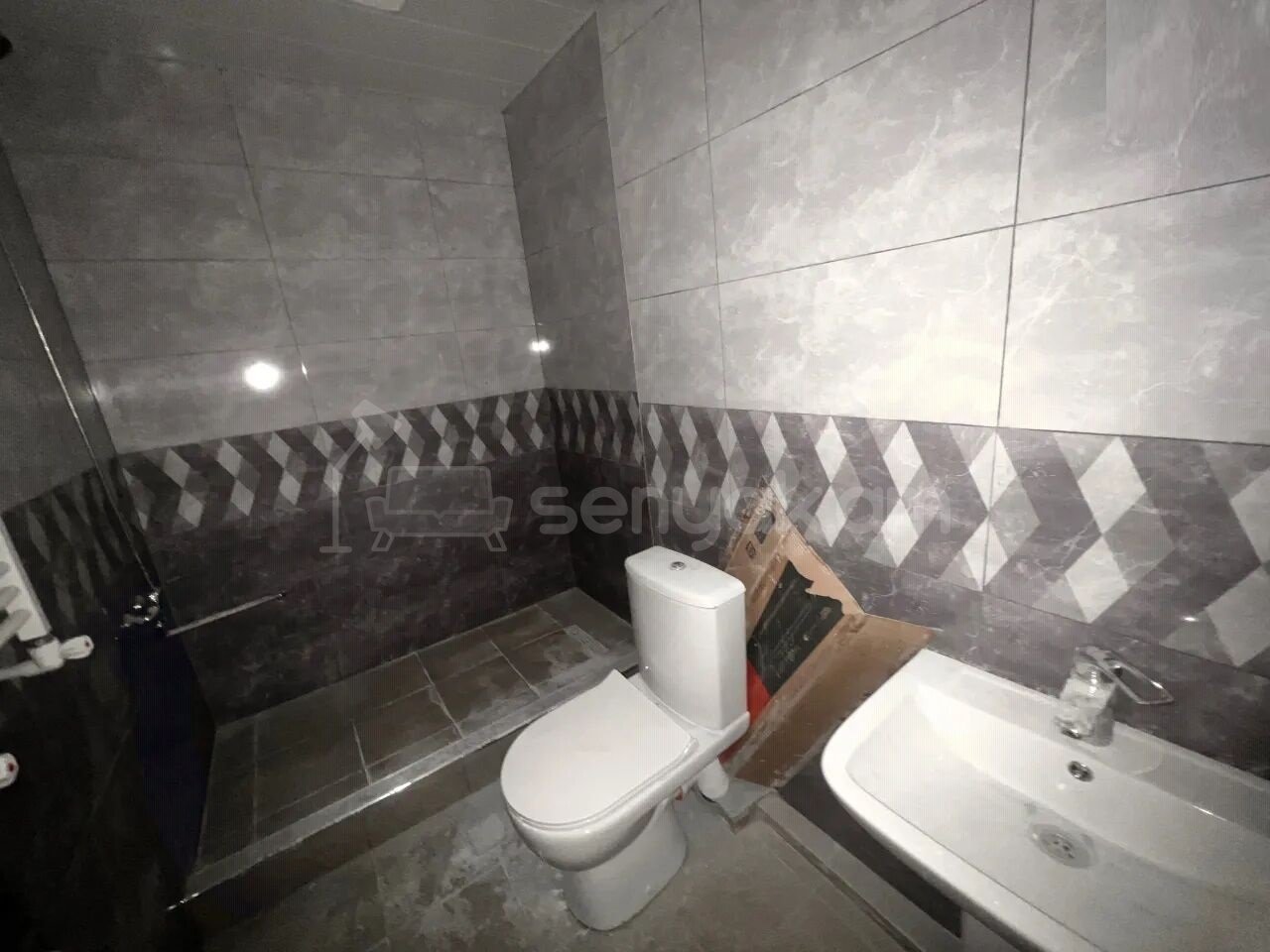 4 Սենյականոց Բնակարան, 108քմ, 11/14 հարկ, Կապիտալ Վերանորոգված