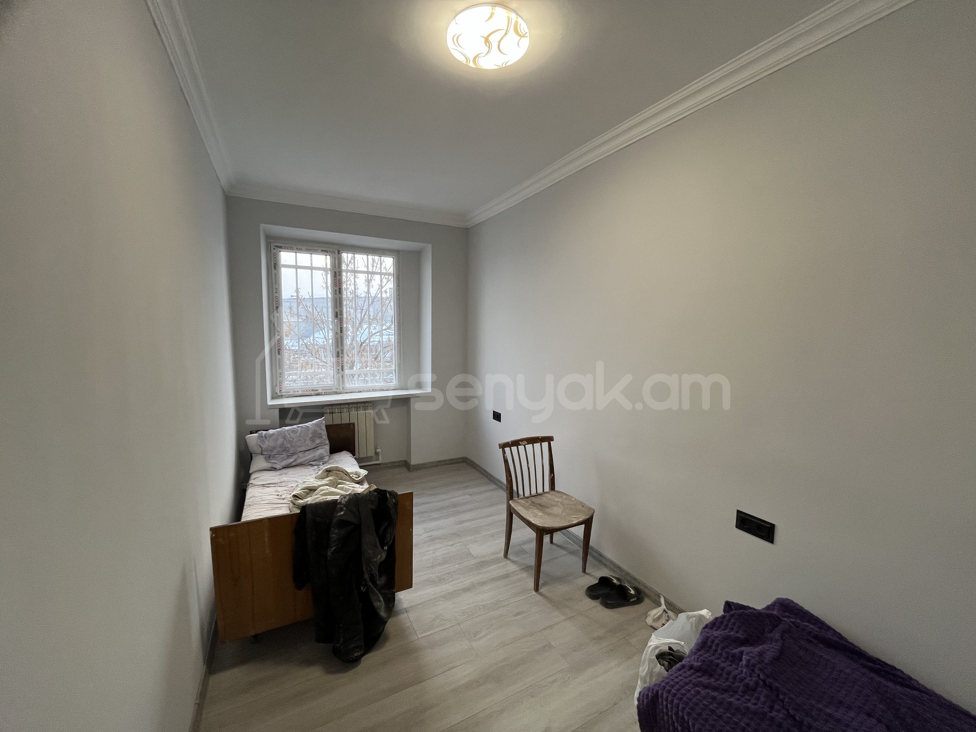 2 Սենյականոց Բնակարան Քարե Շենքում, 39քմ, 2/4 հարկ, Կապիտալ Վերանորոգված