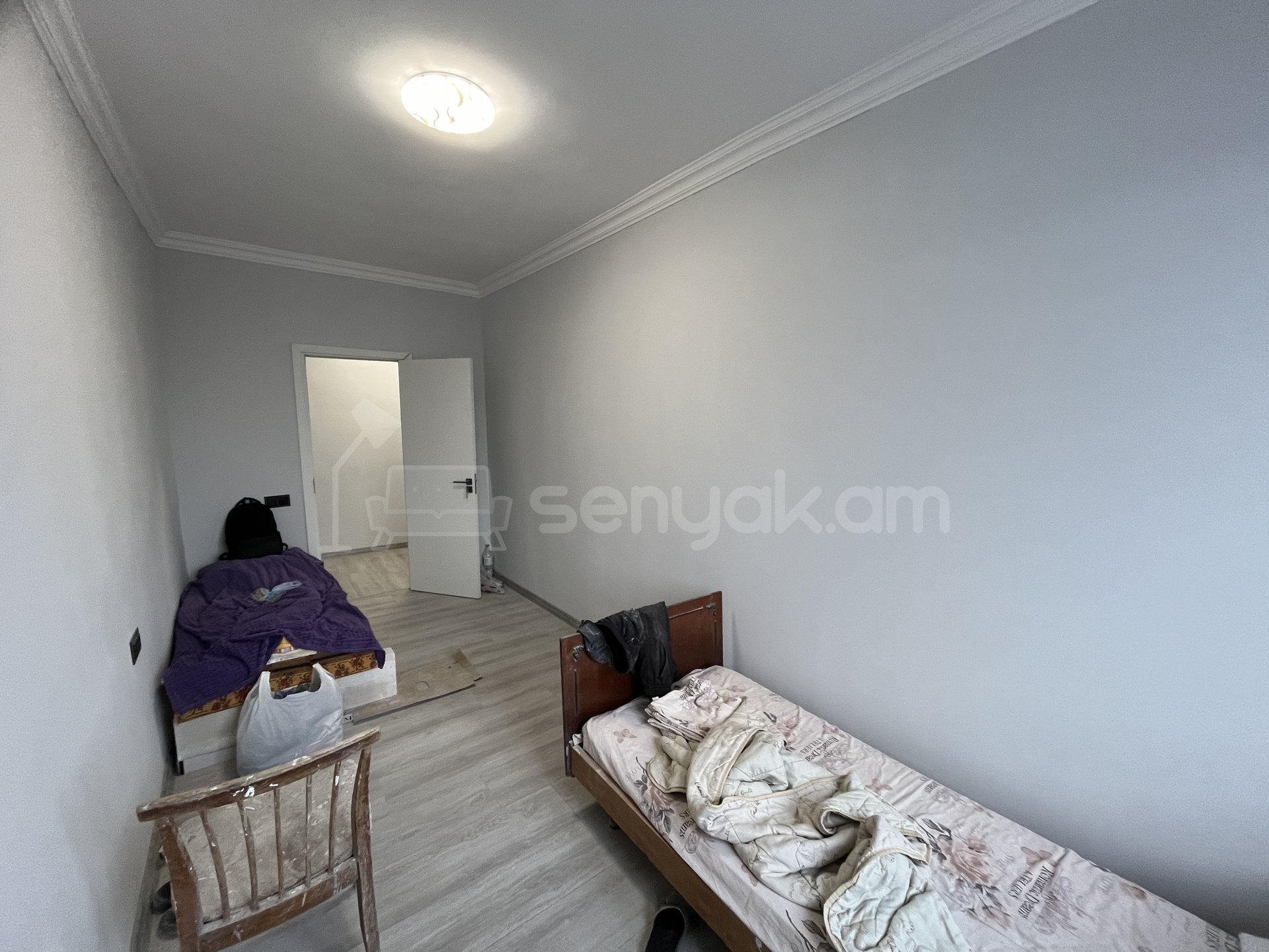 2 Սենյականոց Բնակարան Քարե Շենքում, 39քմ, 2/4 հարկ, Կապիտալ Վերանորոգված