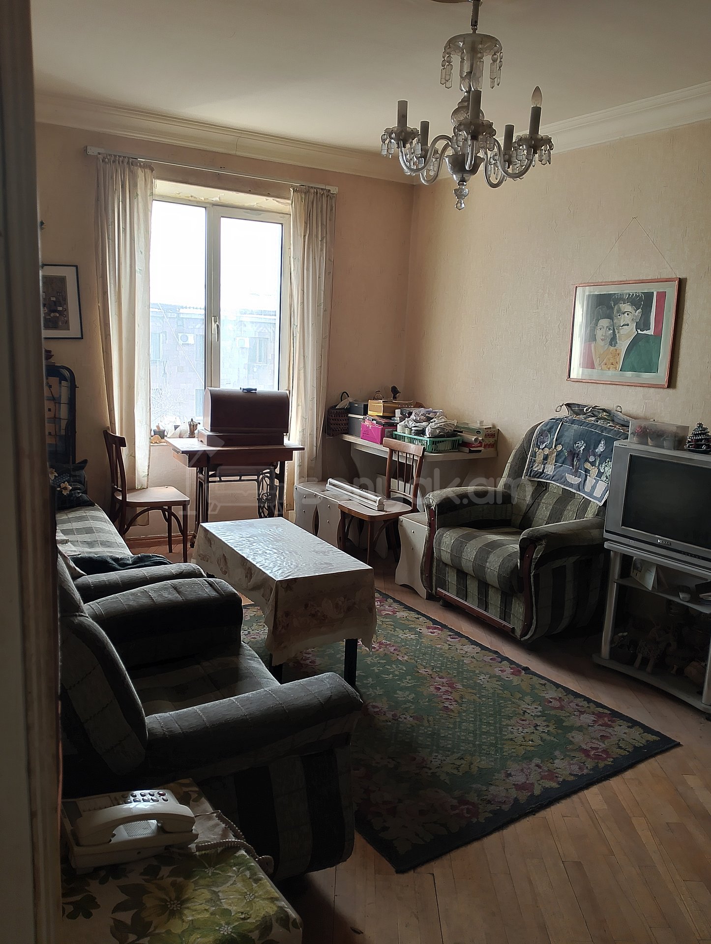 1 Սենյականոց Բնակարան Քարե Շենքում, 30քմ, 4/4 հարկ, Կոսմետիկ Վերանորոգված