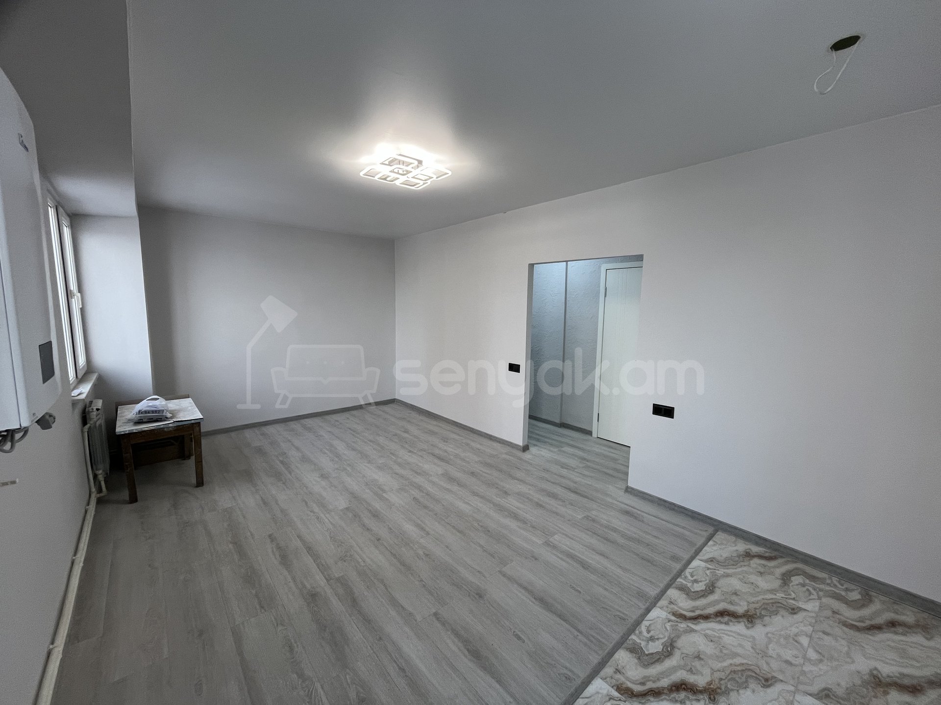 2 Սենյականոց Բնակարան, 43քմ, 4/9 հարկ, Կապիտալ Վերանորոգված