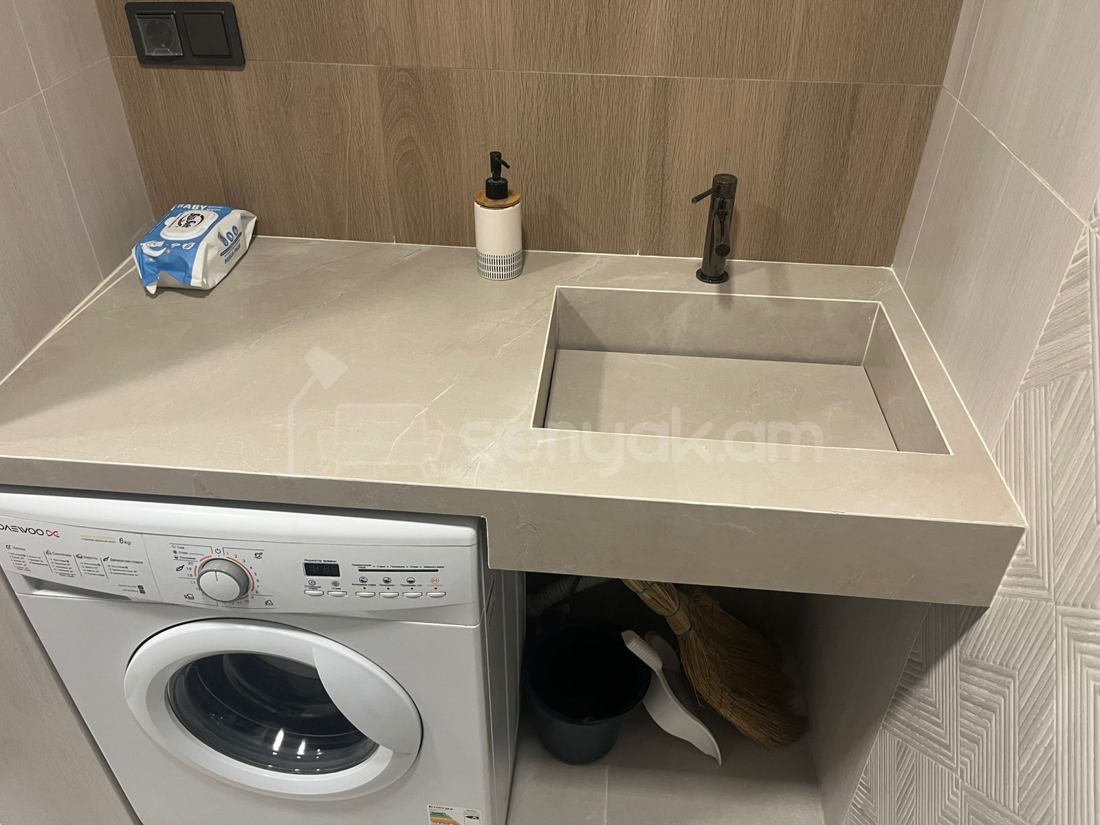 2 Սենյականոց Բնակարան Նորակառույցում, 50քմ, 5/15 հարկ, Դիզայներական Վերանորոգված, Կահավորված, Արևկող