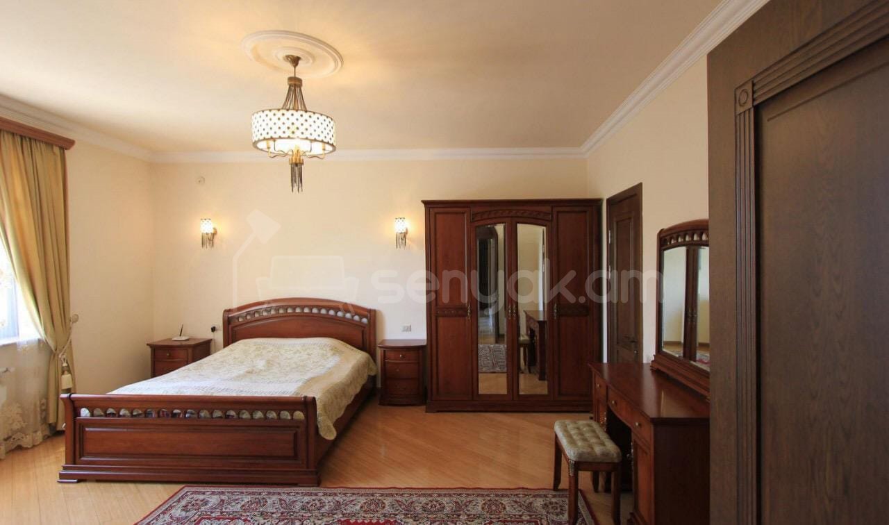 6 Սենյականոց Շքեղ Առանձնատուն, 200քմ, Լողավազանով