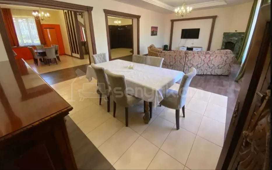 5 Սենյականոց Շքեղ Առանձնատուն, 250քմ, Լողավազանով