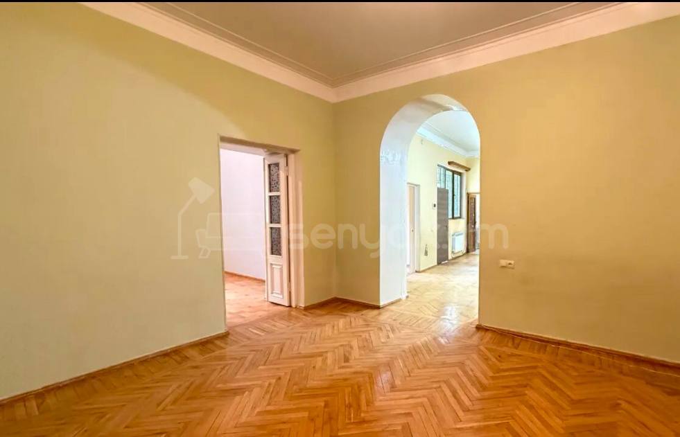 Օֆիսային Տարածք, 234քմ