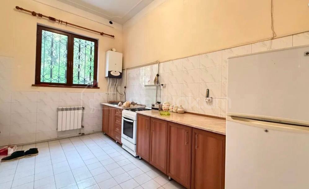 Օֆիսային Տարածք, 234քմ