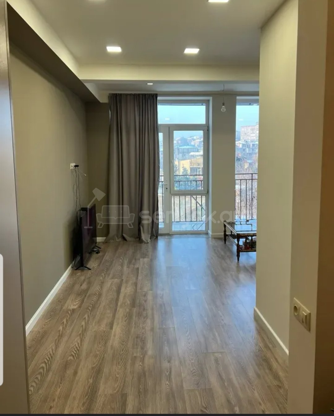 1 Սենյականոց Բնակարան Նորակառույցում, 38քմ, 3/4 հարկ, Կապիտալ Վերանորոգված