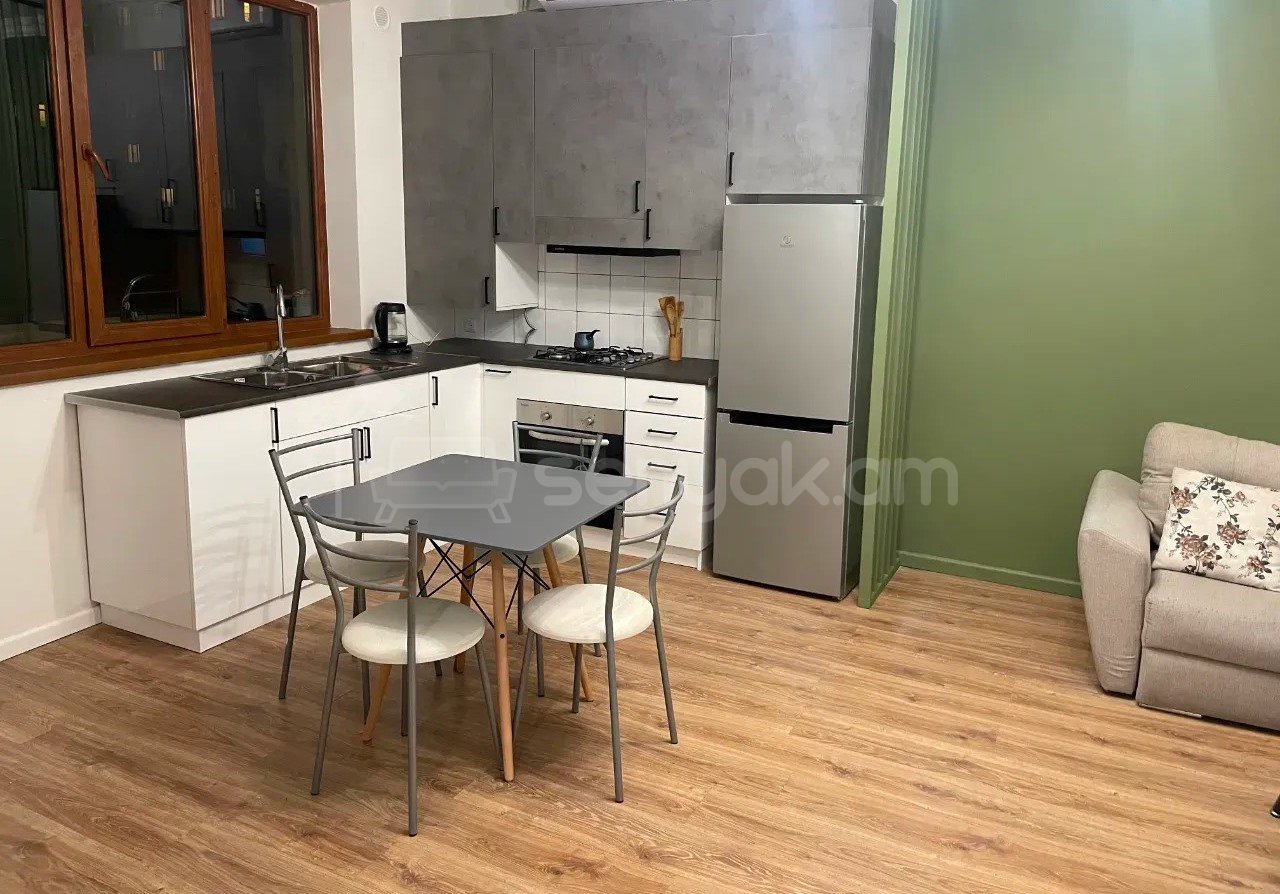 2 Սենյականոց Բնակարան Նորակառույցում, 49քմ, 3/14 հարկ, Կապիտալ Վերանորոգված