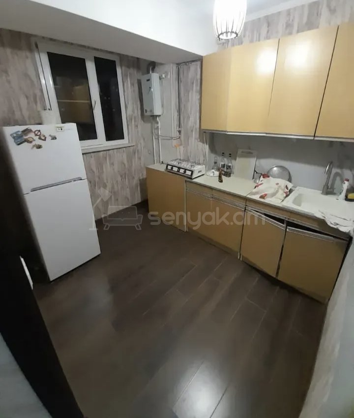 3 Սենյականոց Բնակարան, 67քմ, 9/9 հարկ, Նորմալ Վիճակում, Կահավորված, Արևկող