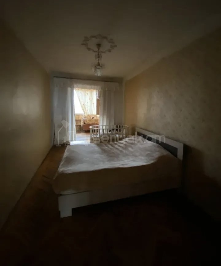 2 Սենյականոց Բնակարան Քարե Շենքում, 58քմ, 3/5 հարկ, Նորմալ Վիճակում, Կահավորված