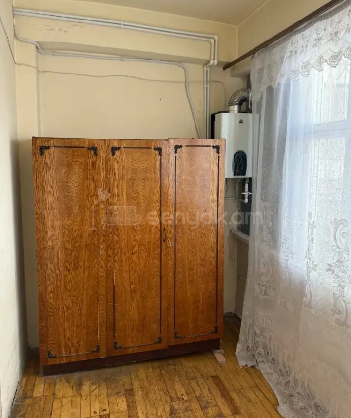 2 Սենյականոց Բնակարան, 50քմ, 3/9 հարկ, Նորմալ Վիճակում, Կահավորված, Արևկող