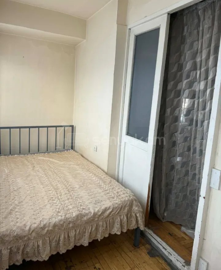 2 Սենյականոց Բնակարան, 50քմ, 3/9 հարկ, Նորմալ Վիճակում, Կահավորված, Արևկող