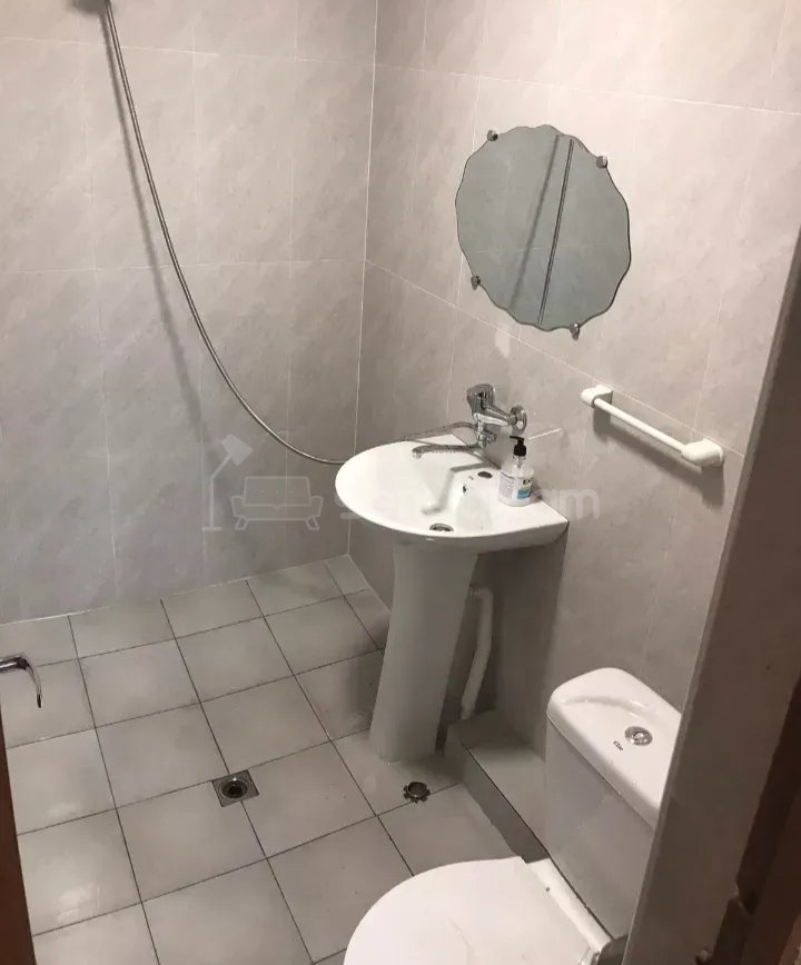 2 Սենյականոց Բնակարան Քարե Շենքում, 56քմ, 1/1 հարկ, Նորմալ Վիճակում, Կահավորված, Արևկող