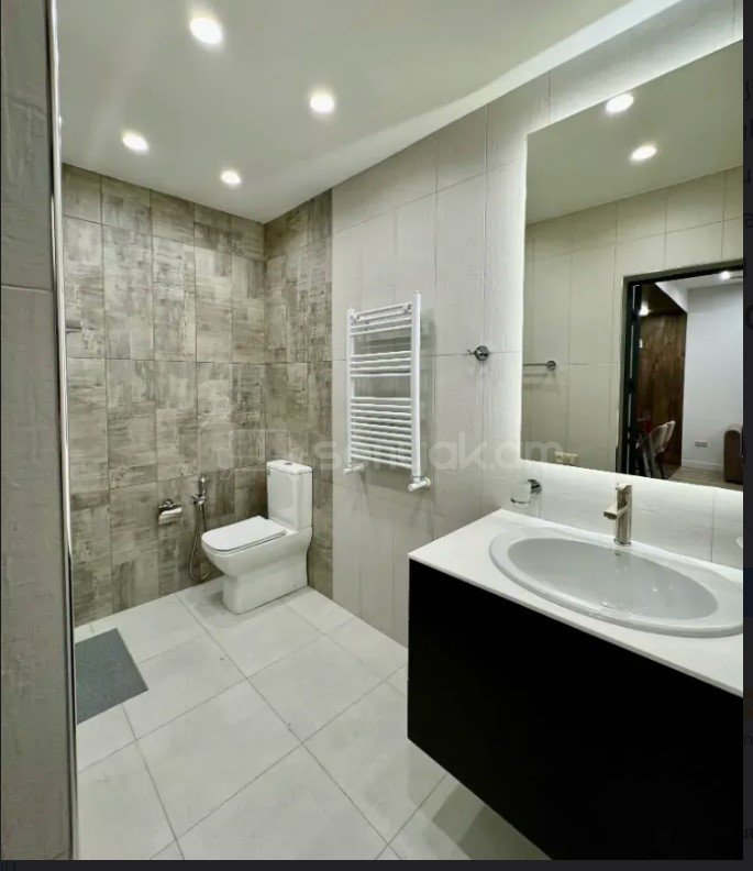 2 Սենյականոց Բնակարան Նորակառույցում, 60քմ, 4/12 հարկ, Կապիտալ Վերանորոգված, Կահավորված