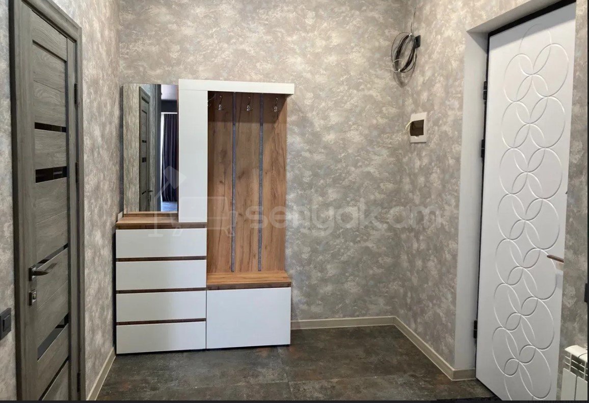 3 Սենյականոց Բնակարան Նորակառույցում, 62քմ, 7/14 հարկ, Դիզայներական Վերանորոգված, Կահավորված