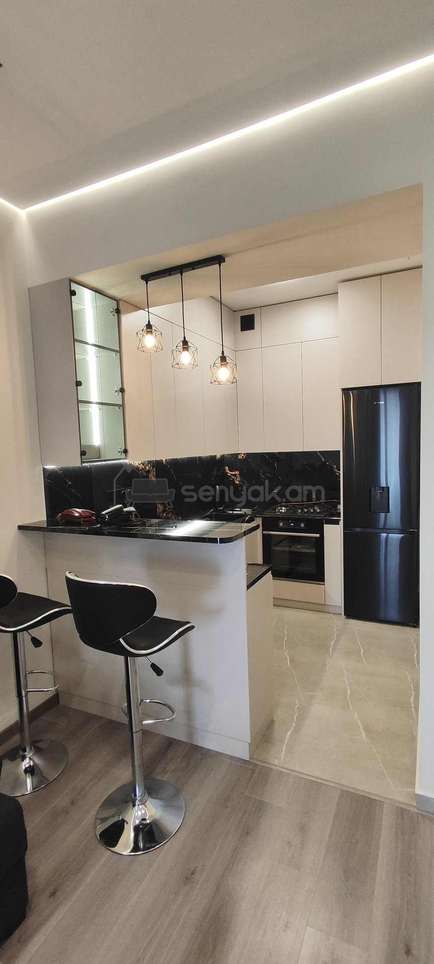 2 Սենյականոց Բնակարան Նորակառույցում, 61քմ, 5/8 հարկ, Դիզայներական Վերանորոգված, Կահավորված, Արևկող