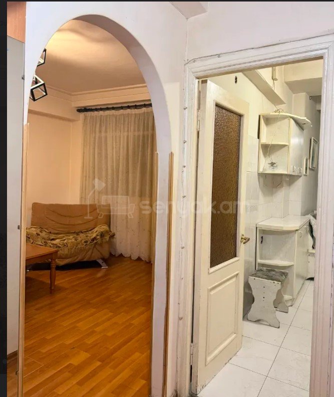 2 Սենյականոց Բնակարան, 50քմ, 2/10 հարկ, Կապիտալ Վերանորոգված, Կահավորված