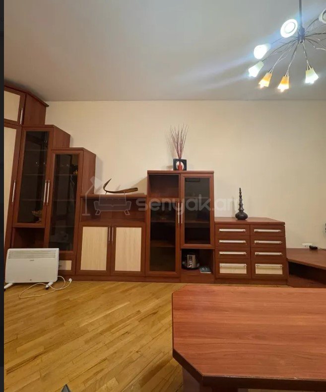 2 Սենյականոց Բնակարան, 50քմ, 8/9 հարկ, Կապիտալ Վերանորոգված, Կահավորված