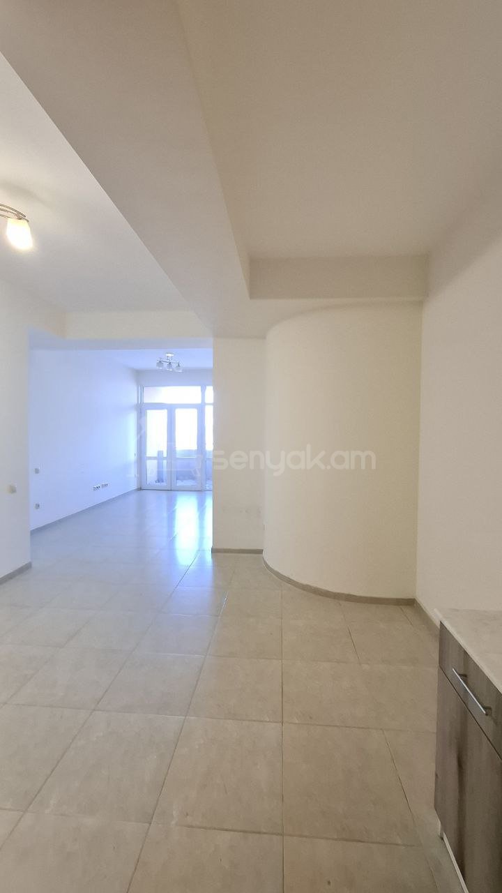 3 Սենյականոց Բնակարան Նորակառույցում, 100քմ, 13/15 հարկ, Կապիտալ Վերանորոգված