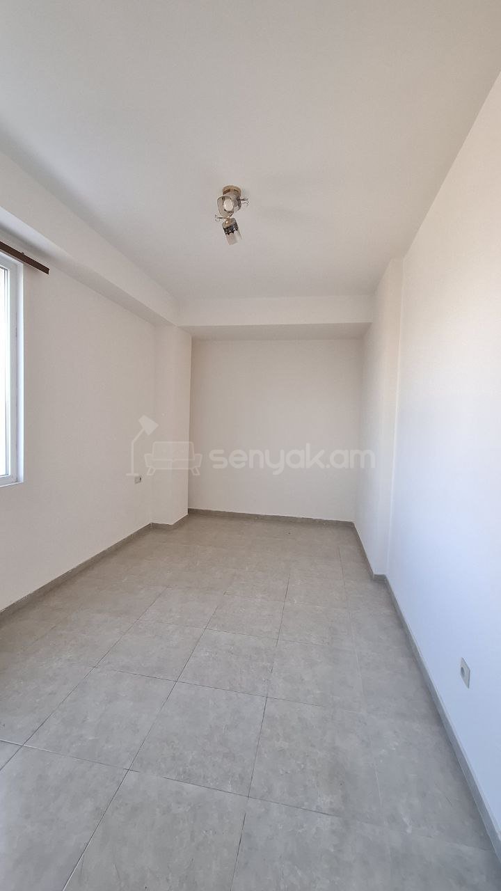 3 Սենյականոց Բնակարան Նորակառույցում, 100քմ, 13/15 հարկ, Կապիտալ Վերանորոգված