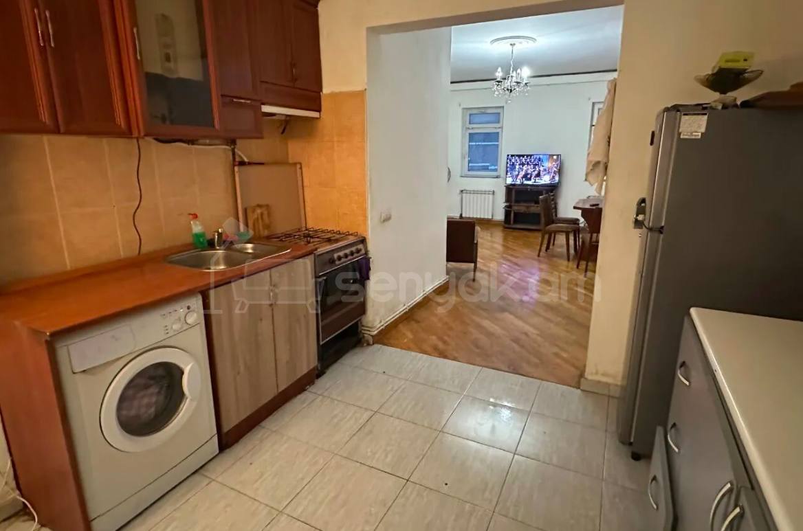 3 Սենյականոց Սեփական Տուն, 68քմ, Կոսմետիկ Վերանորոգված, Կահավորված, Ավտոտնակով