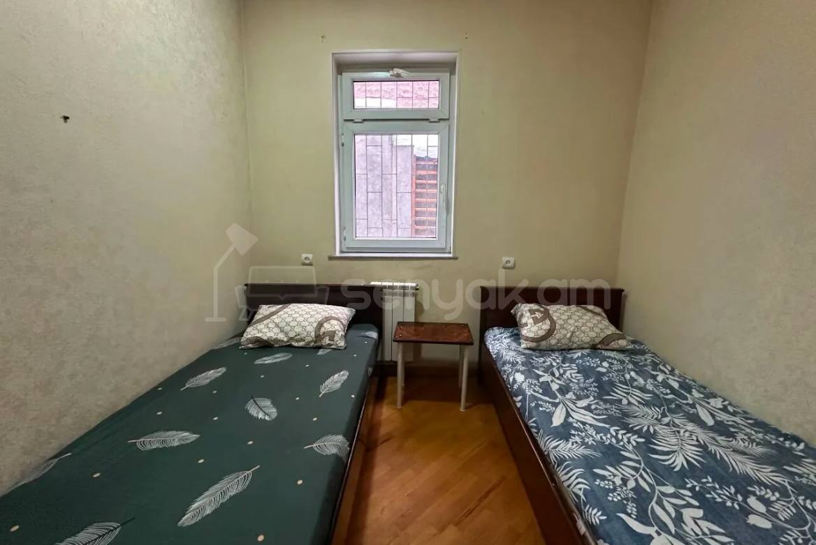 3 Սենյականոց Սեփական Տուն, 68քմ, Կոսմետիկ Վերանորոգված, Կահավորված, Ավտոտնակով