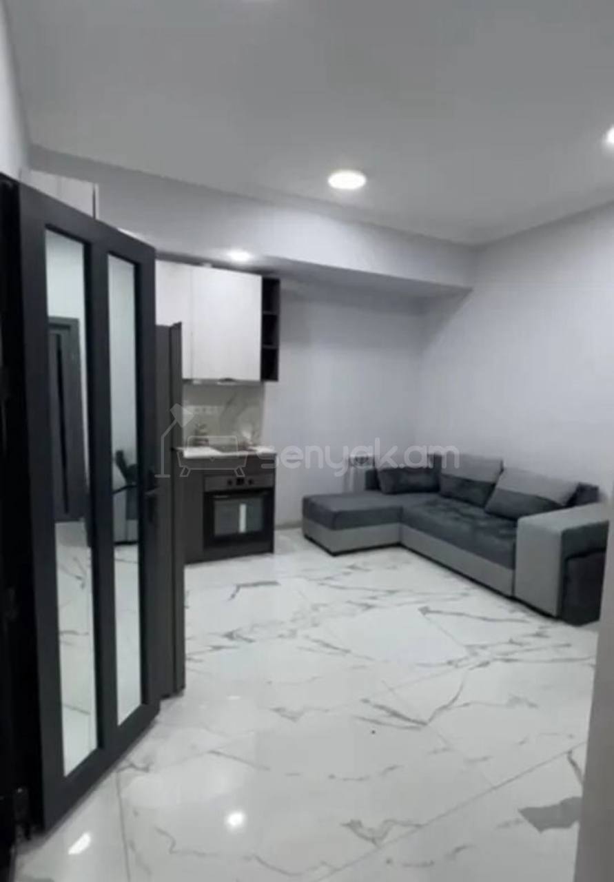 2 Սենյականոց Բնակարան, 43քմ, 4/10 հարկ, Կապիտալ Վերանորոգված, Կահավորված, Արևկող