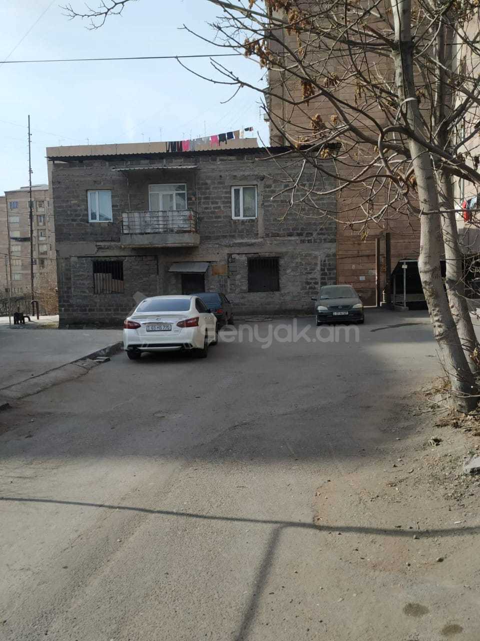 Շենք-Շինություն, 62քմ