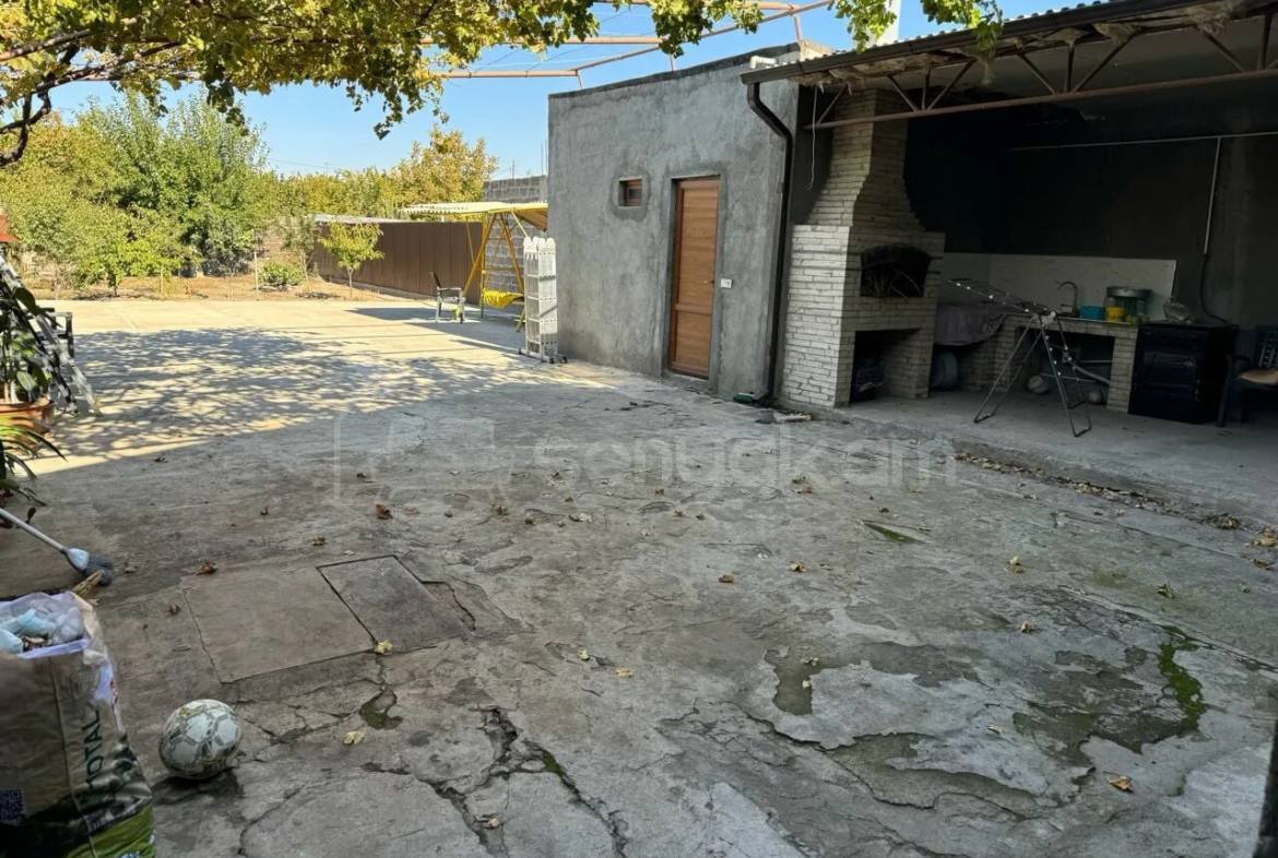 3 Սենյականոց Սեփական Տուն, 80քմ, Նորմալ Վիճակում