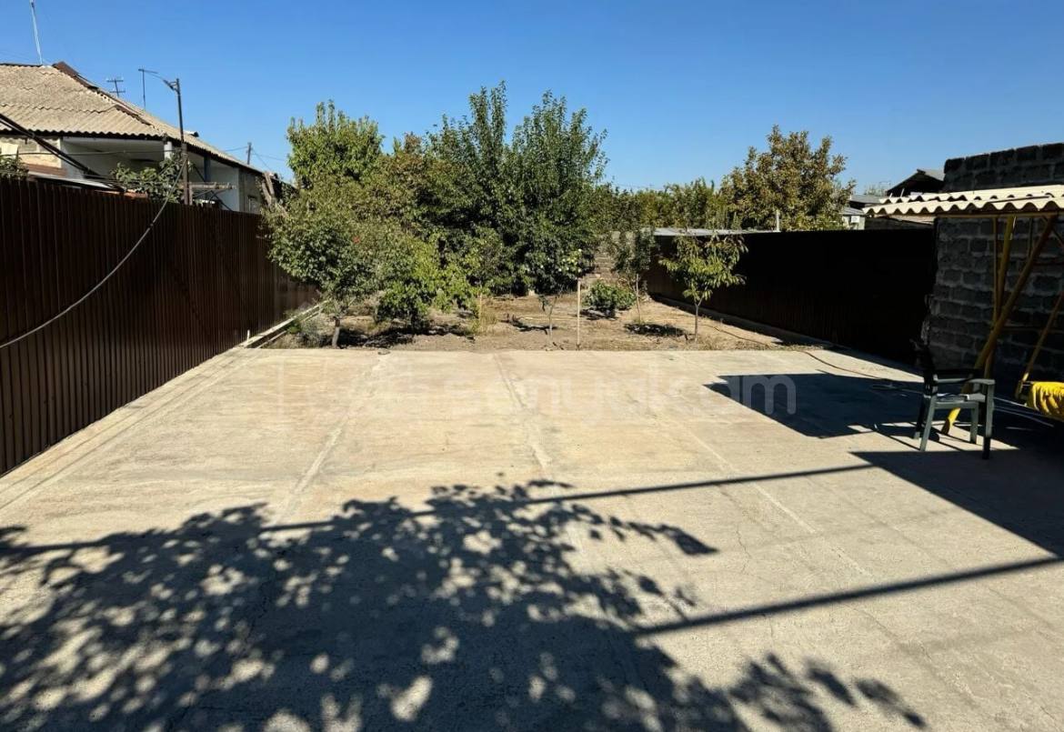 3 Սենյականոց Սեփական Տուն, 80քմ, Նորմալ Վիճակում