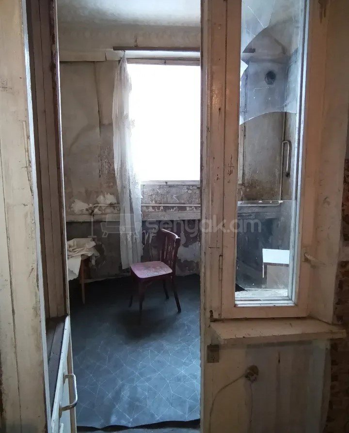 1 Սենյականոց Բնակարան, 54քմ, 5/9 հարկ, Զրոյական Վիճակում