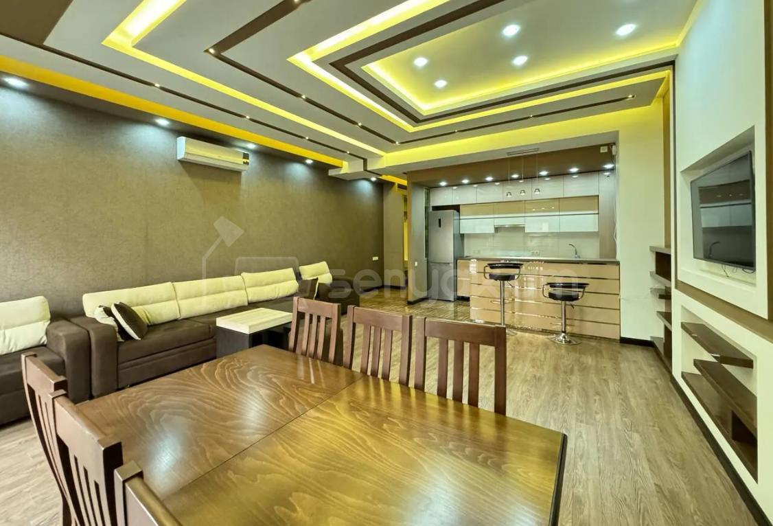 3 Սենյականոց Բնակարան Նորակառույցում, 90քմ, 4/5 հարկ, Դիզայներական Վերանորոգված, Կահավորված