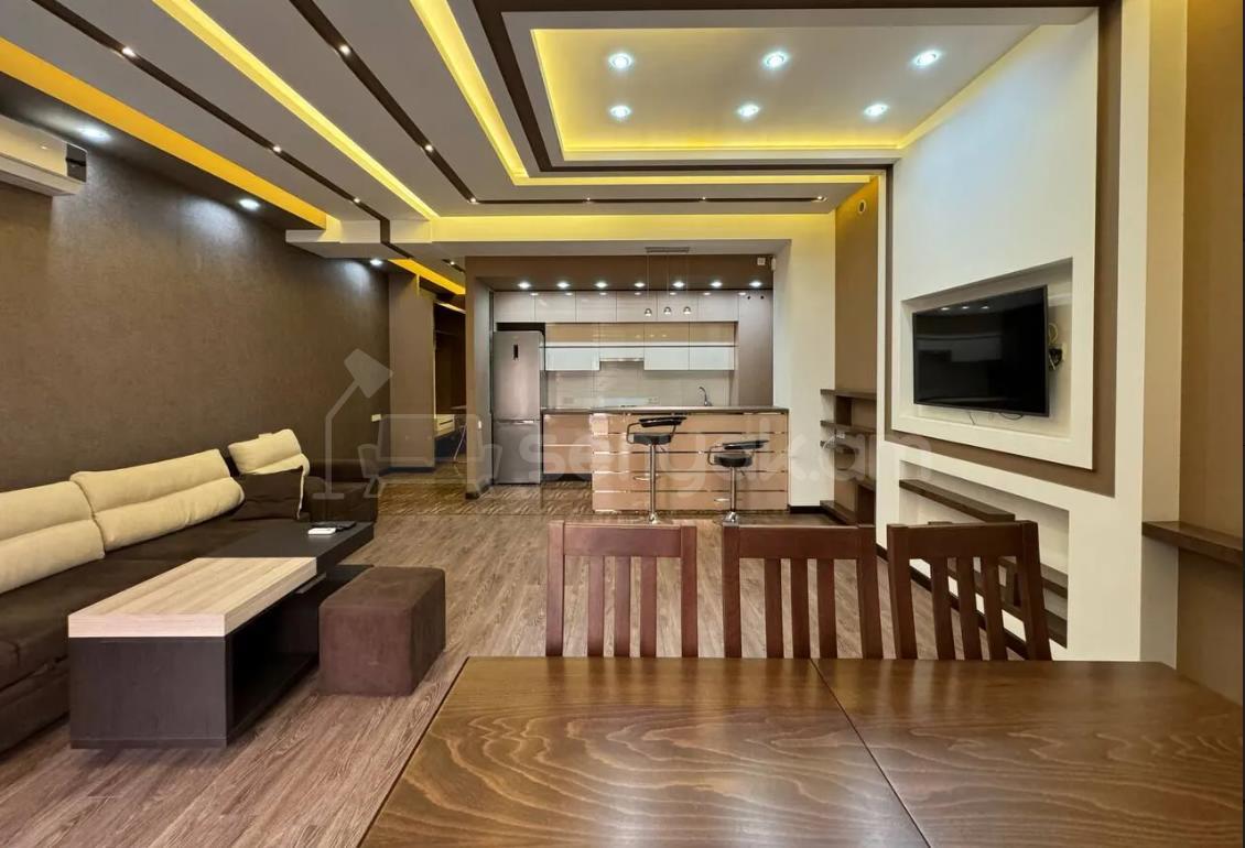 3 Սենյականոց Բնակարան Նորակառույցում, 90քմ, 4/5 հարկ, Դիզայներական Վերանորոգված, Կահավորված