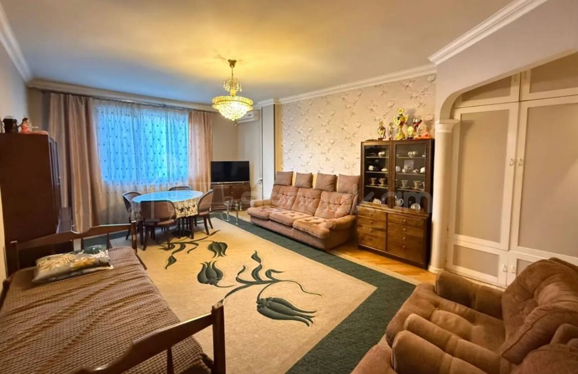 3 Սենյականոց Բնակարան, 61քմ, 2/12 հարկ, Կոսմետիկ Վերանորոգված