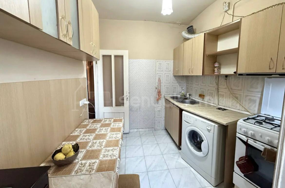 3 Սենյականոց Բնակարան, 61քմ, 2/12 հարկ, Կոսմետիկ Վերանորոգված