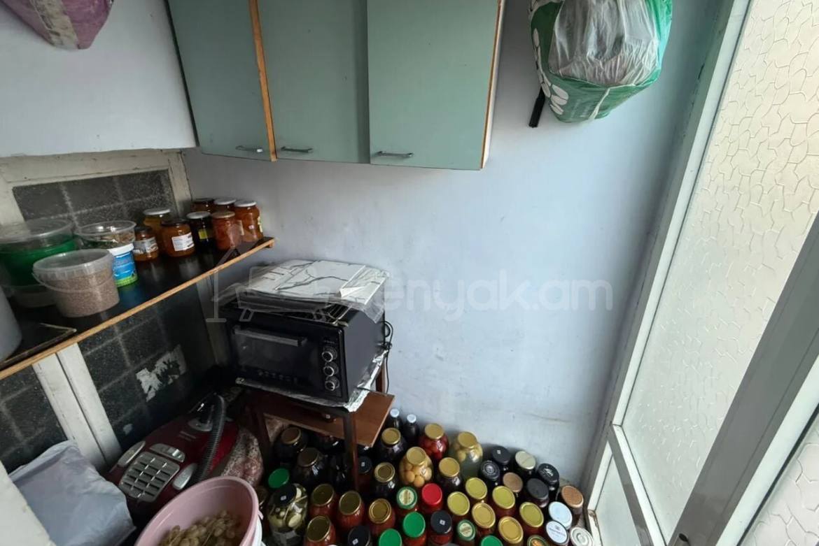 3 Սենյականոց Բնակարան, 61քմ, 2/12 հարկ, Կոսմետիկ Վերանորոգված