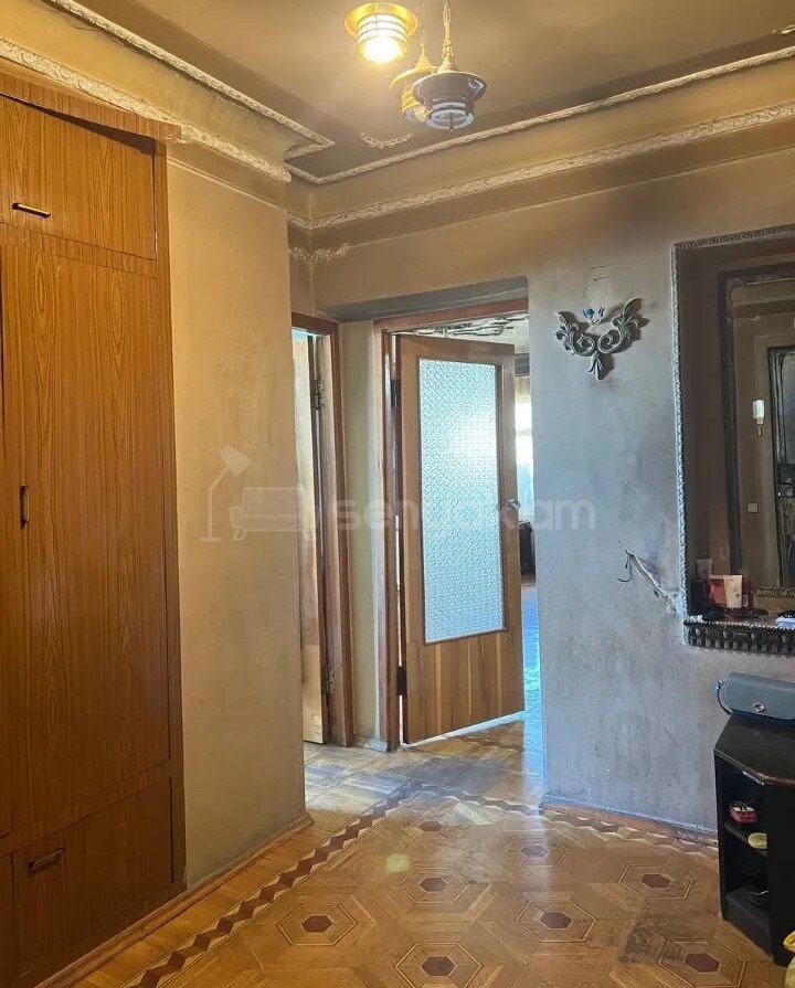 3 Սենյականոց Բնակարան, 91քմ, 8/13 հարկ, Պետական Վիճակում