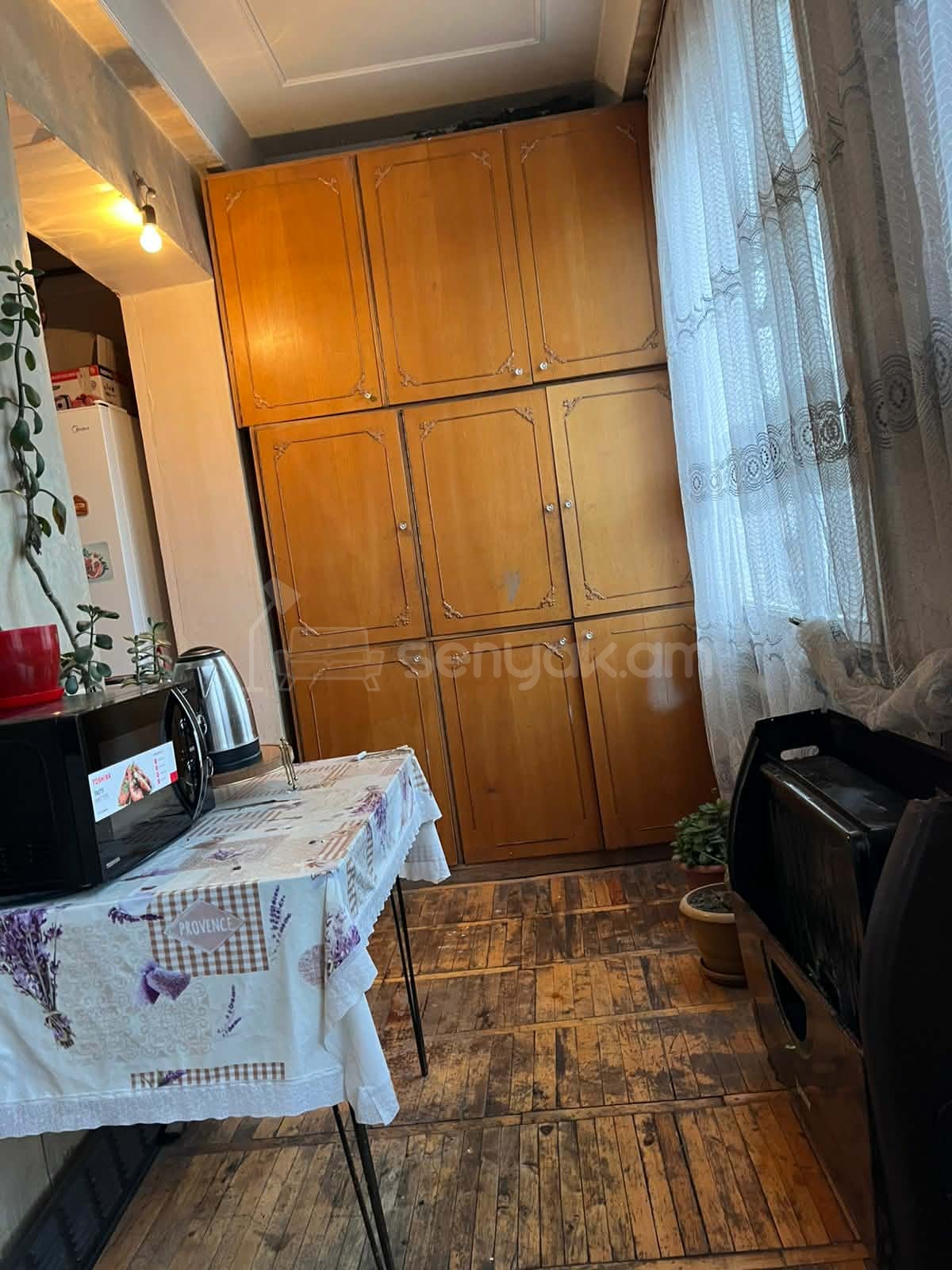 3 Սենյականոց Բնակարան, 62քմ, 3/5 հարկ, Պետական Վիճակում