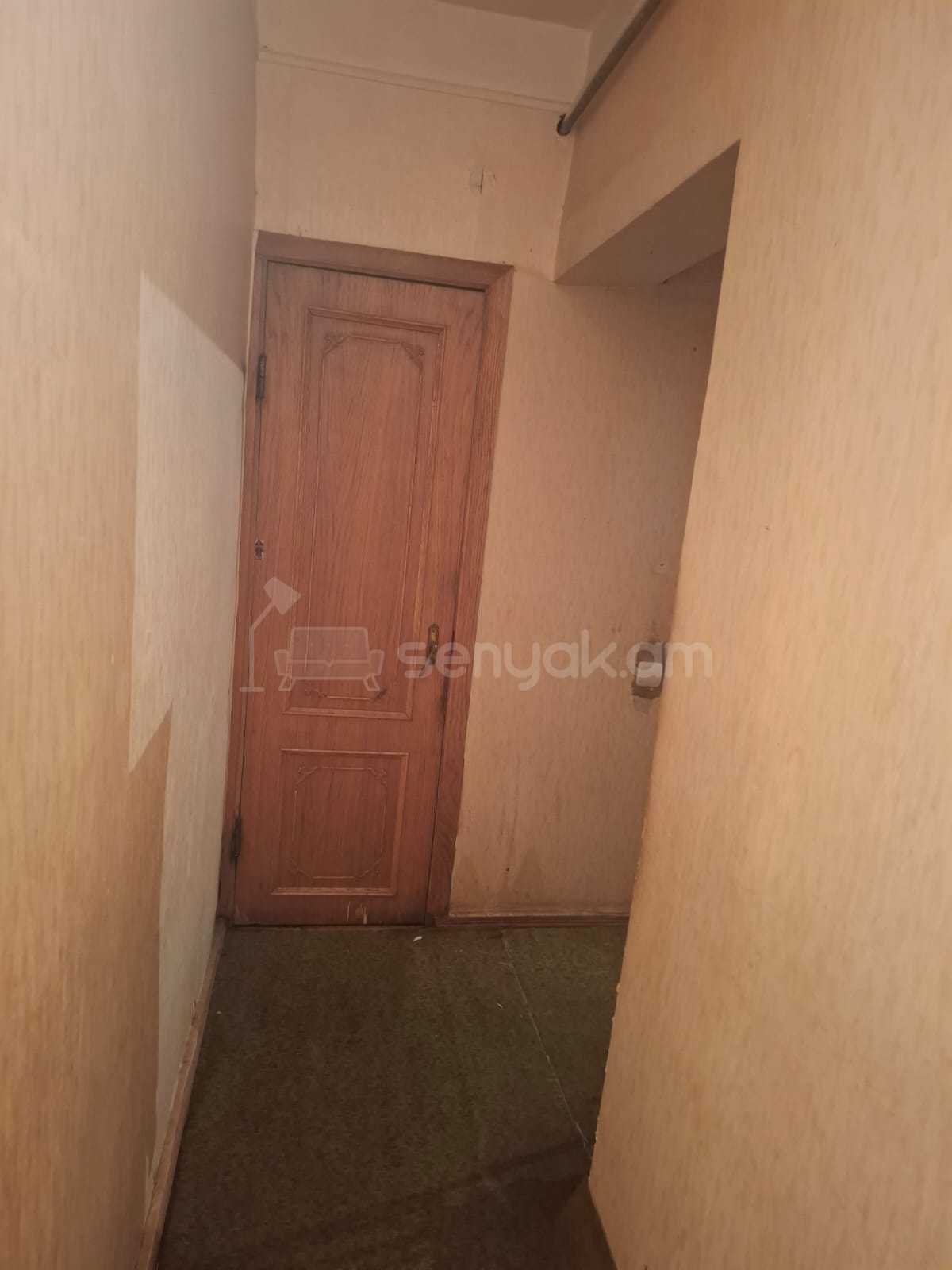 3 Սենյականոց Բնակարան, 62քմ, 3/5 հարկ, Պետական Վիճակում