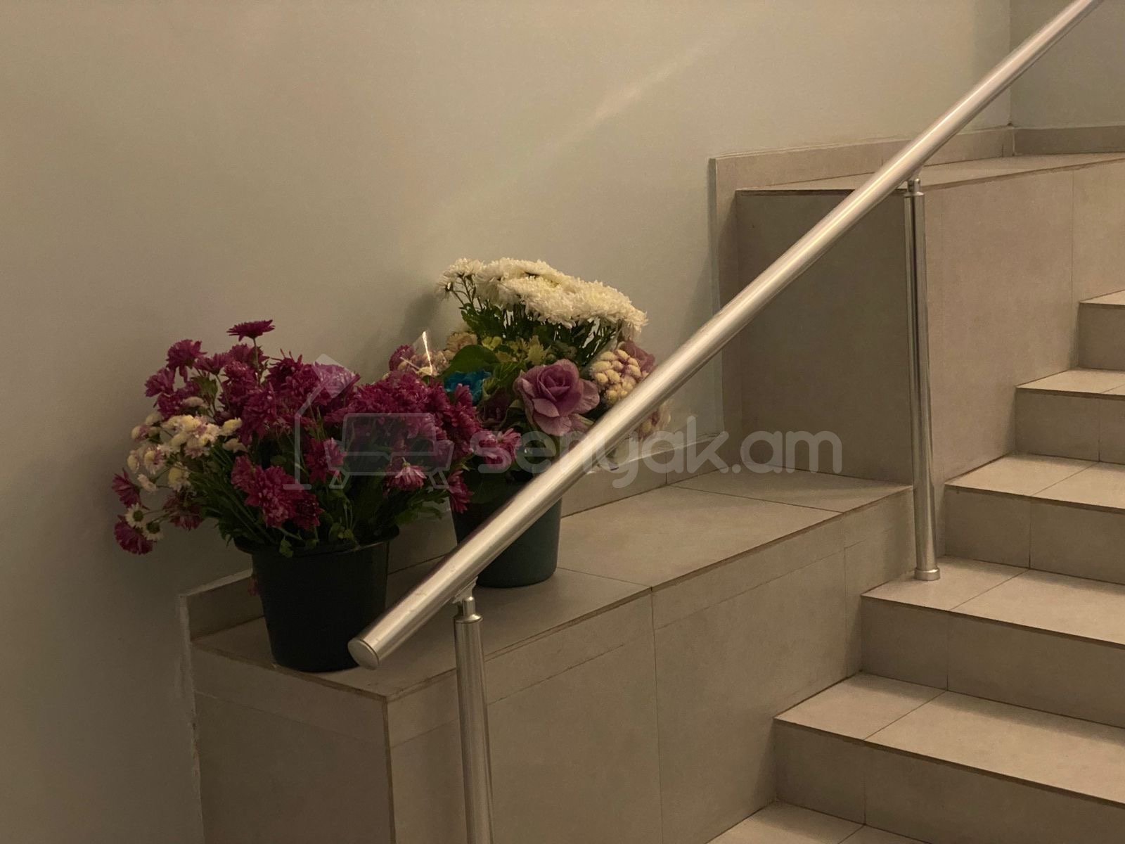 2 Սենյականոց Բնակարան Քարե Շենքում, 55քմ, 2/5 հարկ, Կապիտալ Վերանորոգված, Կահավորված, Արևկող