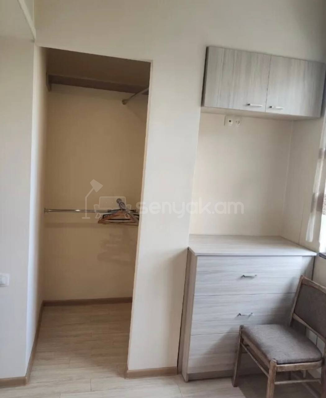 2 Սենյականոց Բնակարան Քարե Շենքում, 50քմ, 3/5 հարկ, Կոսմետիկ Վերանորոգված, Կահավորված