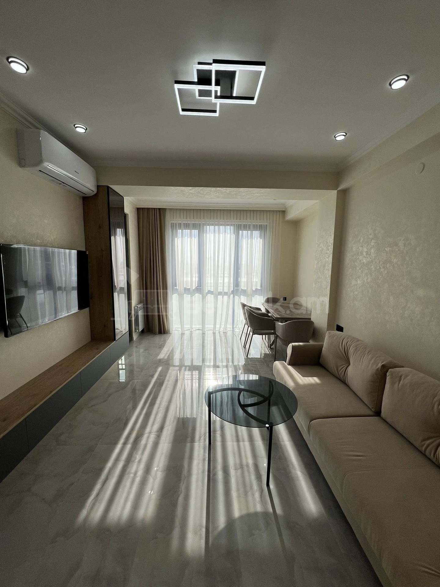 2 Սենյականոց Բնակարան, 52քմ, 8/16 հարկ, Դիզայներական Վերանորոգված