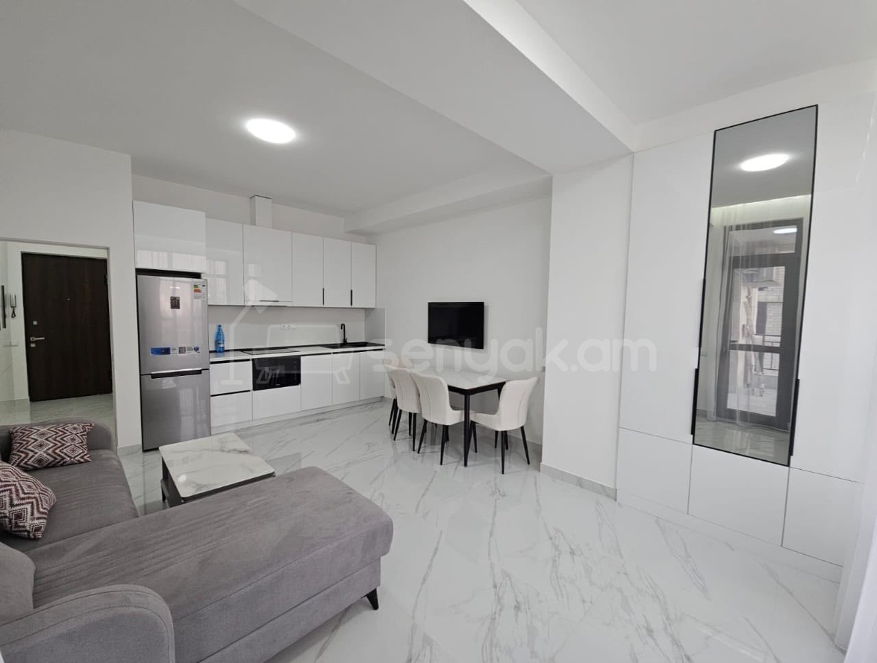 2 Սենյականոց Բնակարան, 52քմ, 11/18 հարկ, Դիզայներական Վերանորոգված